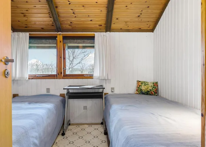 3 Bedroom Beautiful In Hundested